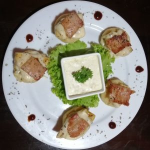 Arepitas con pollo gratinadas